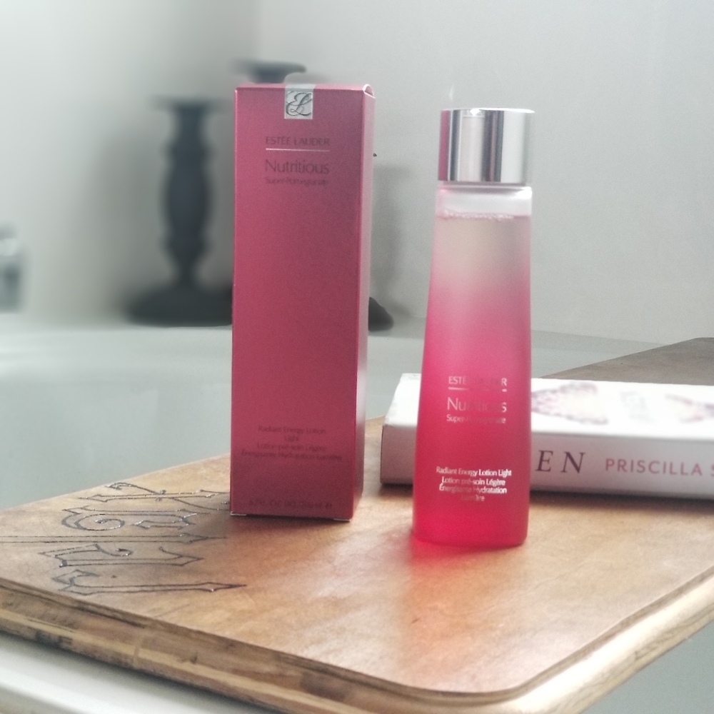 ESTEE LAUDER NUTRITIOUS SUPER-POMERGRANATE